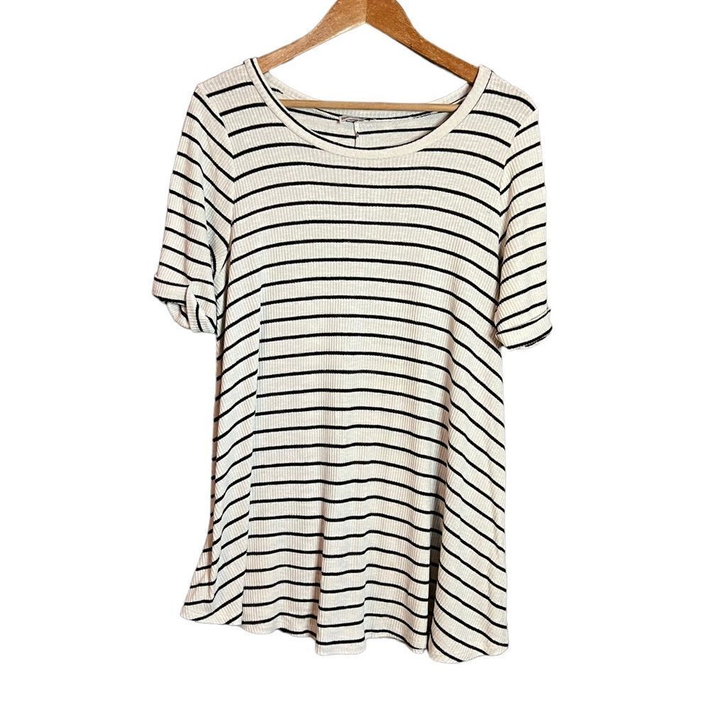 3 for $30! Dainty hooligan striped short sleeve t shirt